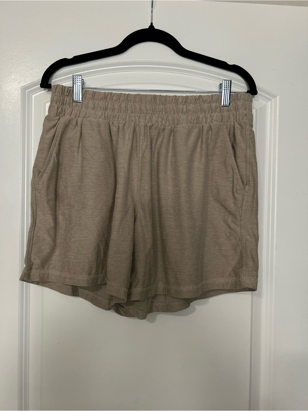 Athletic Works Women's Beige Elastic Waist Athletic Shorts